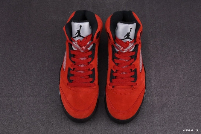 Raging Red Bulls (2021) Retro Jordan DD0587-600 AIR 5 0207